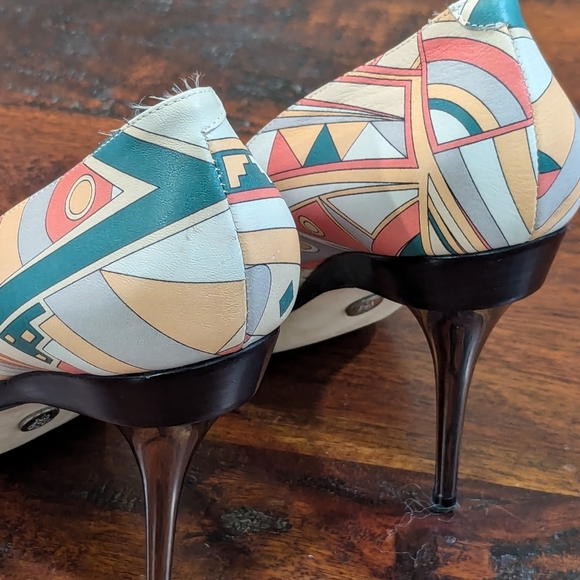 Rare Emilio Pucci leather pumps Peep Toe Art Deco Size 40 Signature Pattern - Picture 9 of 13
